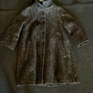 Cute and comfortable dress coat. In great shape.